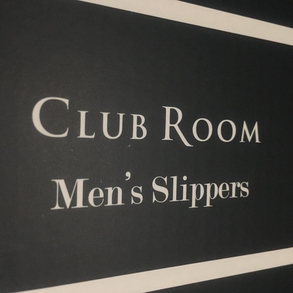 new Club Room Men's Blackwatch Red Tartan Slip-On Slippers in Size Small 6 - 7 - Picture 2 of 9